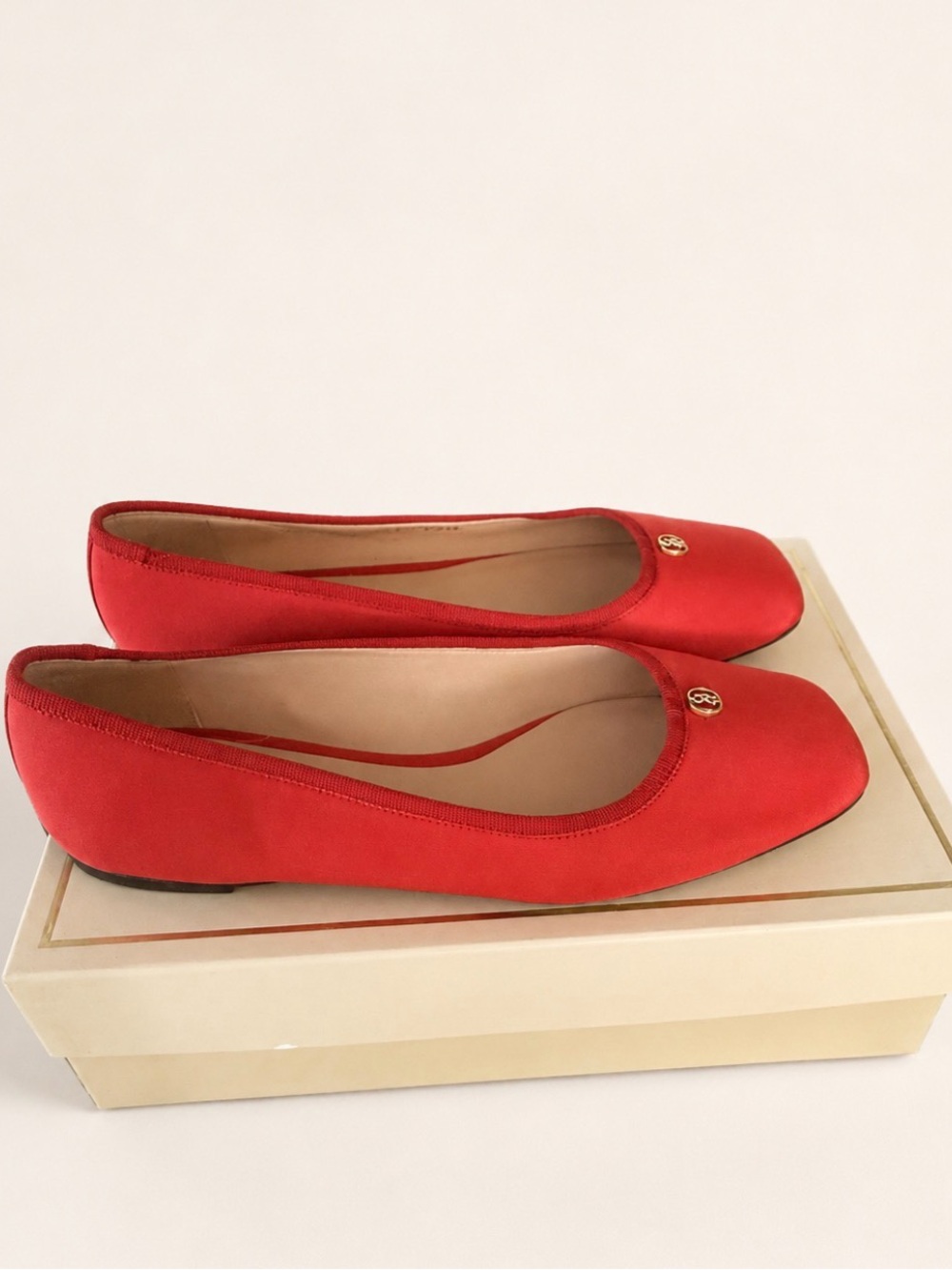 Bally Biuty-T Red Silk Ballet Flats EU 40 US 9.5 With Box